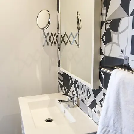 Com 2 Quartos E Vista Oceano